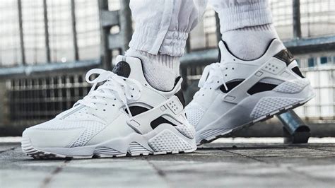 nike huarache 2 maten groter|Nike air huaraches sizing.